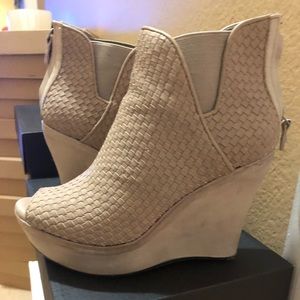UGG Hamra Wedge Shoes